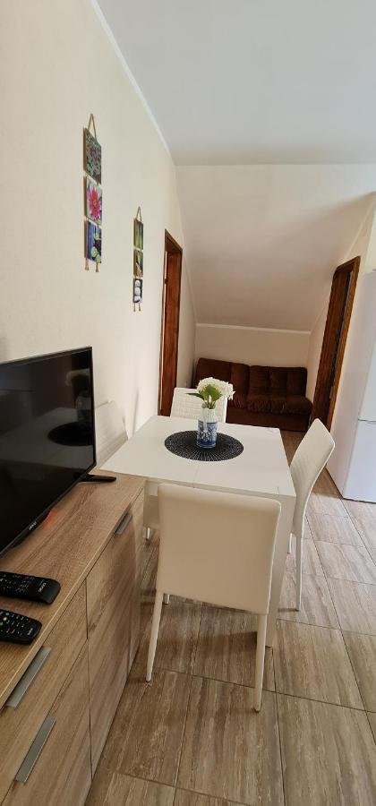 Apartman Nina2 Risan Kültér fotó