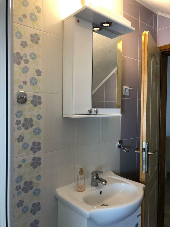 Apartman Nina2 Risan Kültér fotó