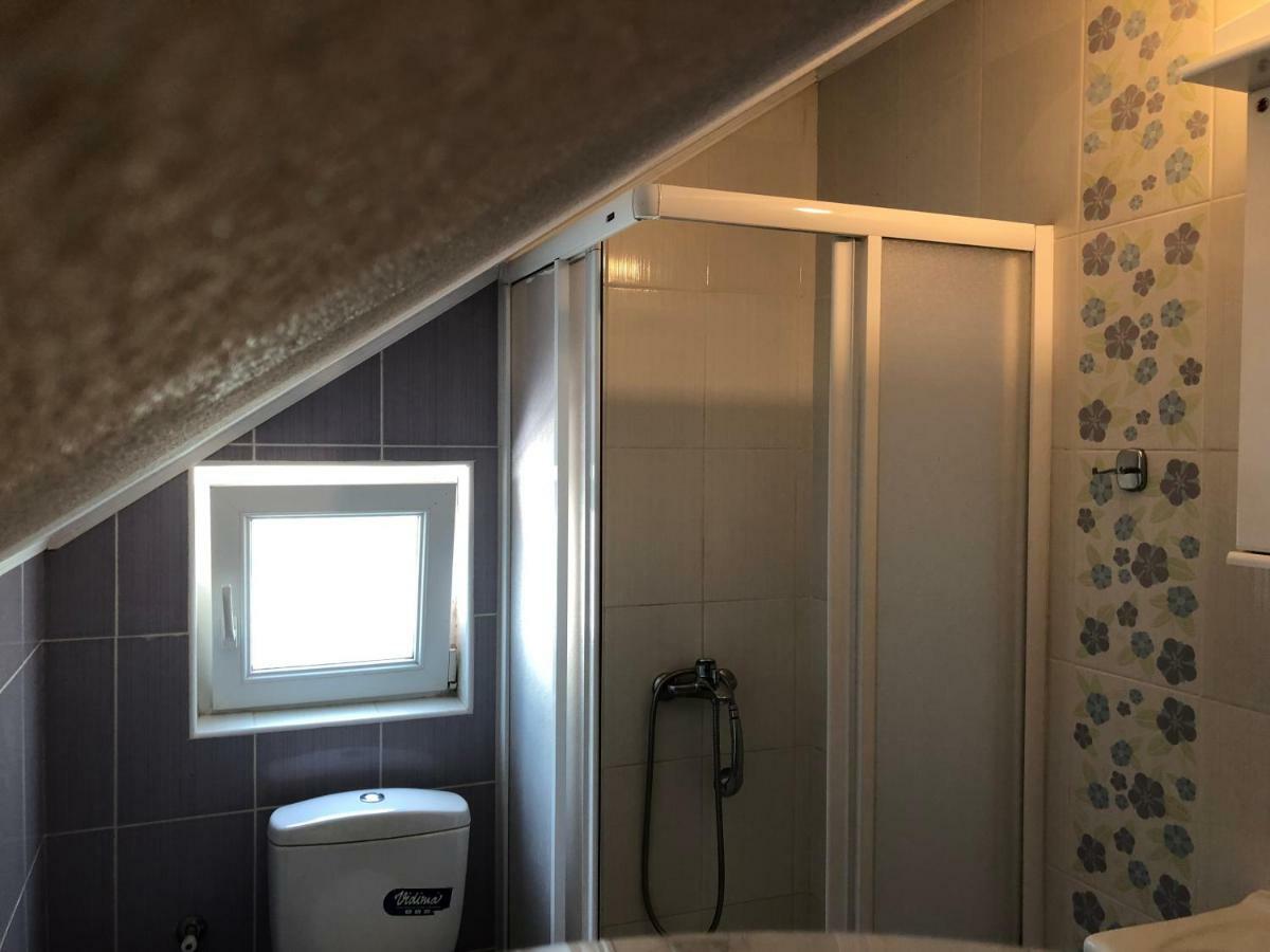 Apartman Nina2 Risan Kültér fotó
